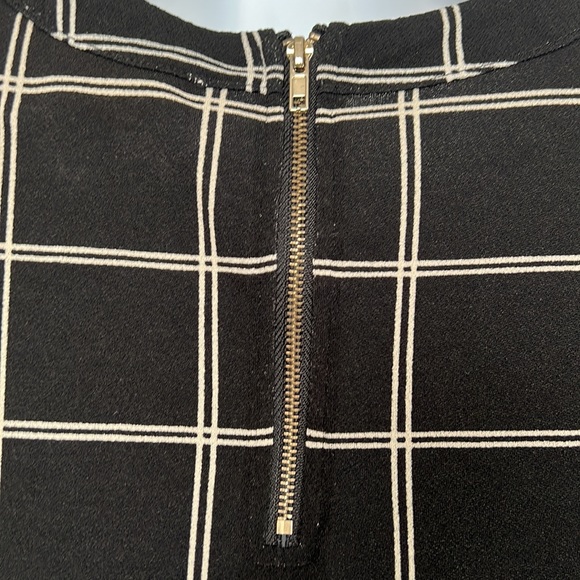 Sweet Wanderer Small Black/White Checkered Blouse - Picture 4 of 14